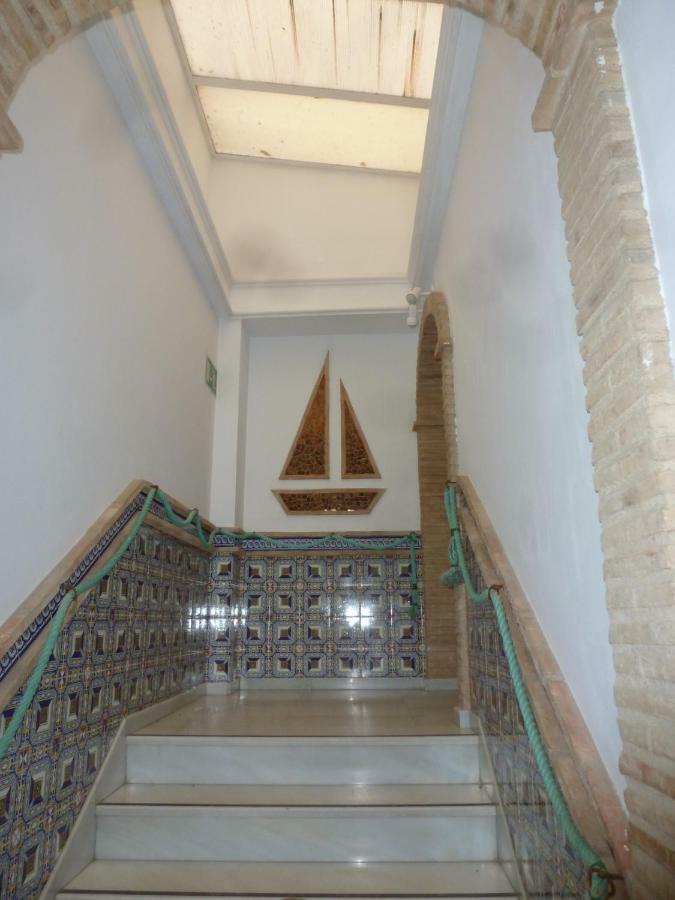 Hostal Cortes Гаруча Екстериор снимка