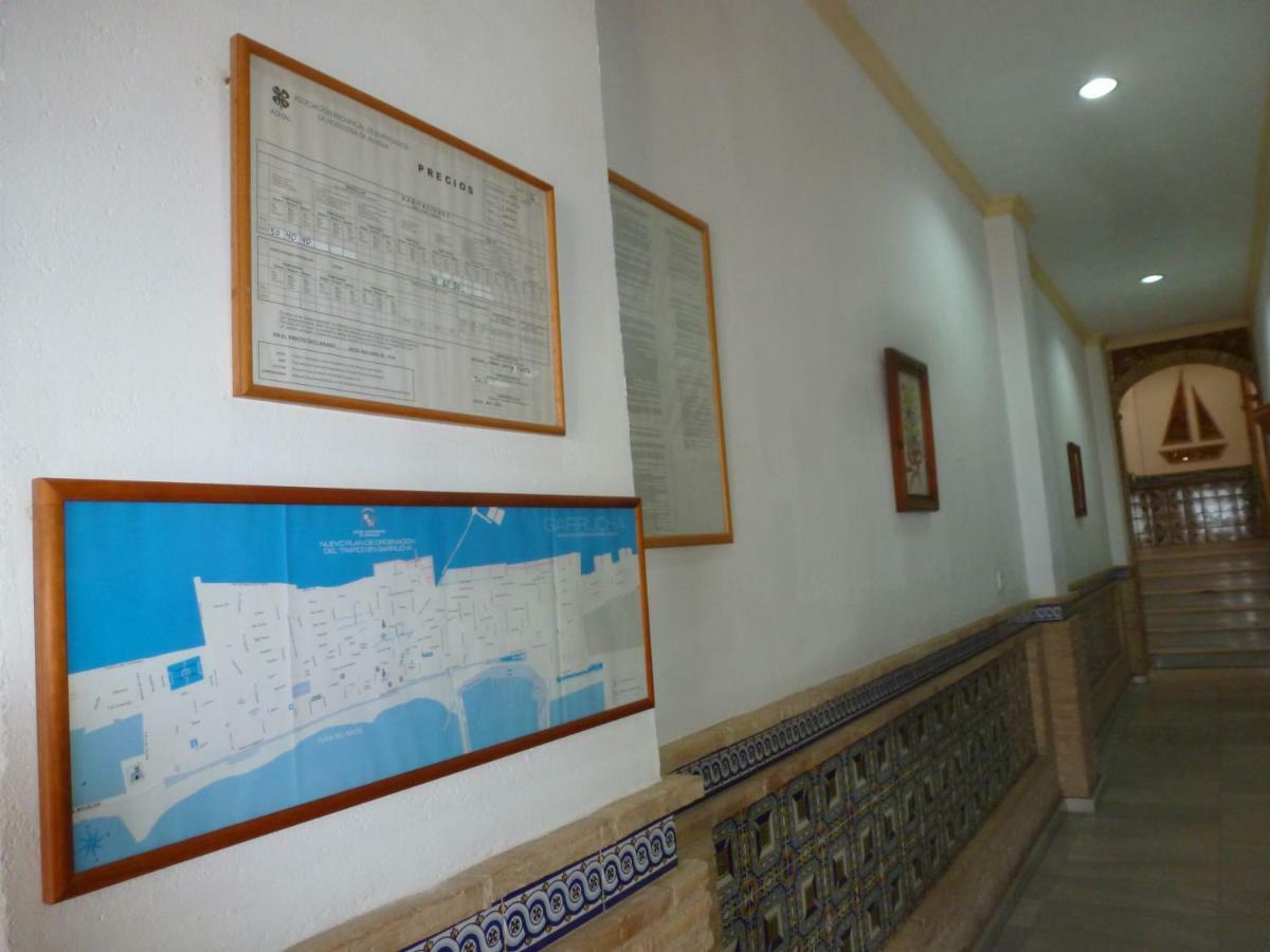 Hostal Cortes Гаруча Екстериор снимка